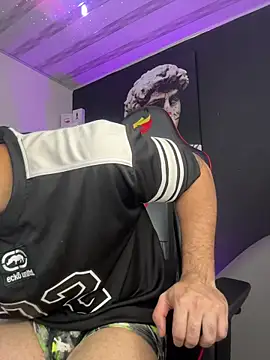 Snapshot of Dimitri_Colleman chatting on December 4, 2025, 8:17 pm Dimitri Colleman online show from December 4, 2025, 8:17 pm