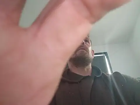 Snapshot of Skody31 chatting on June 18, 2026, 9:19 pm Skody31 online show from June 18, 2026, 9:19 pm