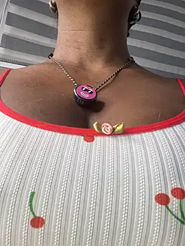 Sofi Smiley online show from February 19, 2026, 4:30 am