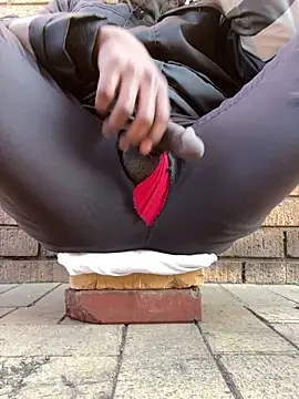 ZeusBlackDick online show from June 13, 2026, 5:27 am
