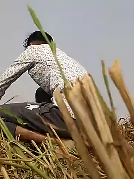 Snapshot of ThethunderPo chatting on November 16, 2025, 4:40 am ThethunderPo online show from November 16, 2025, 4:40 am