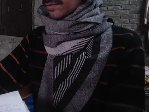 ThethunderPo online show from December 4, 2025, 3:21 pm