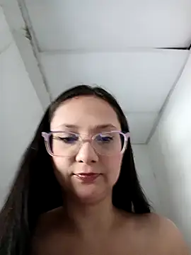 Snapshot of Camilatinass_ chatting on April 30, 2026, 12:11 pm Camilatinass online show from April 30, 2026, 12:11 pm
