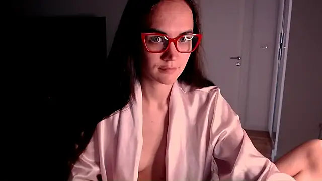 Snapshot of EvelynGG chatting on May 29, 2026, 10:24 am EvelynGG online show from May 29, 2026, 10:24 am