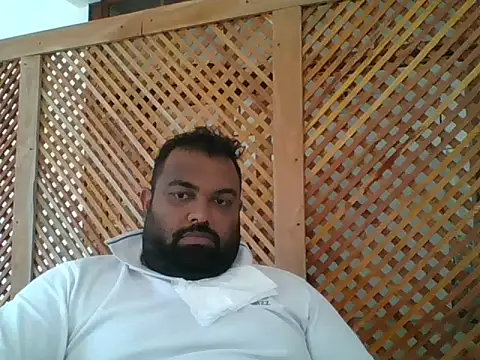 Snapshot of FatCockBoySL chatting on December 23, 2025, 7:06 am FatCockBoySL online show from December 23, 2025, 7:06 am