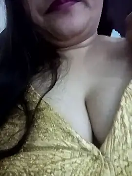 Snapshot of naughtymadam chatting on February 25, 2026, 6:17 pm naughtymadam online show from February 25, 2026, 6:17 pm