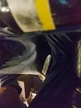 ROBERT0516 online show from February 7, 2026, 10:57 pm