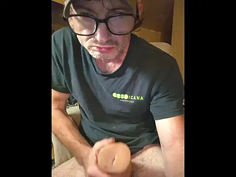 ROBERT0516 online show from July 7, 2026, 1:30 am