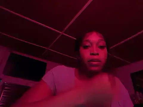 saffirebleu online show from April 22, 2026, 11:39 pm