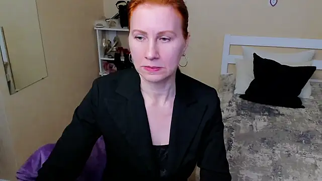 FoxySophia online show from October 21, 2025, 10:05 am