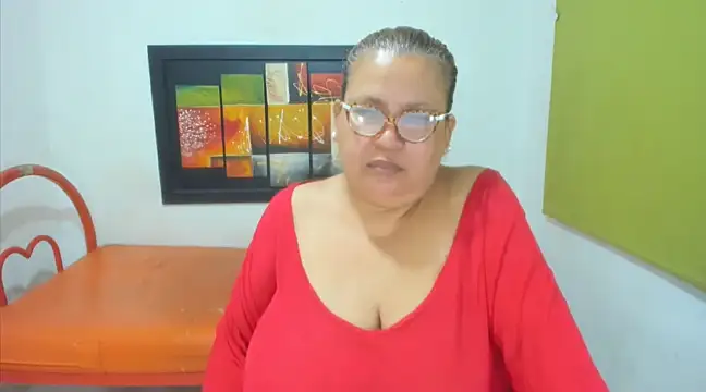 Snapshot of beckyummys chatting on December 31, 2024, 11:31 am beckyummys online show from December 31, 2024, 11:31 am