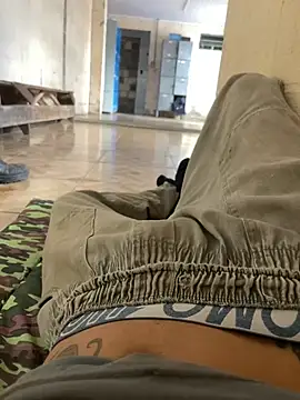 Snapshot of descret_19 chatting on April 9, 2026, 3:28 pm descret 19 online show from April 9, 2026, 3:28 pm