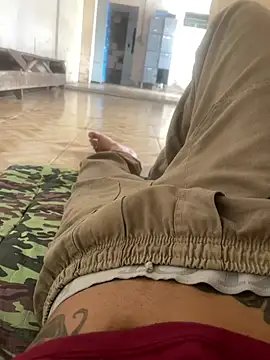 Snapshot of descret_19 chatting on April 16, 2026, 3:35 pm descret 19 online show from April 16, 2026, 3:35 pm