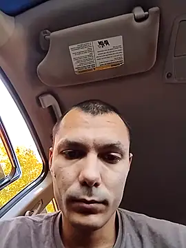 Selfsuckingfreak online show from November 3, 2025, 7:37 pm