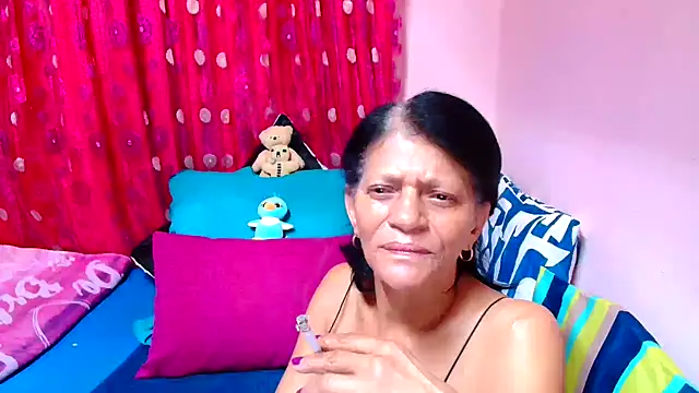 SLUTTYROXY online show from September 30, 2025, 6:24 pm