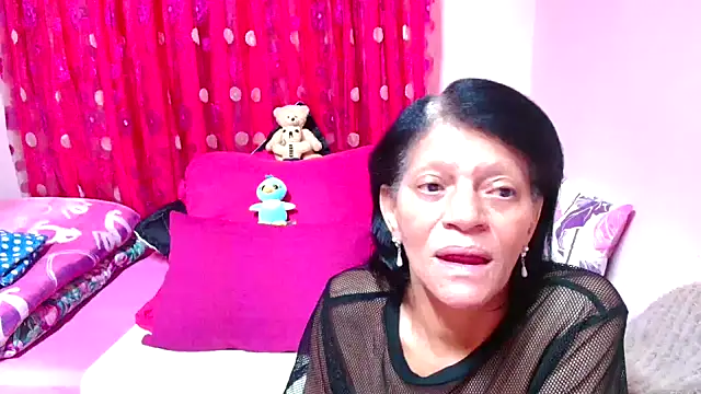 SLUTTYROXY online show from October 9, 2025, 8:29 pm