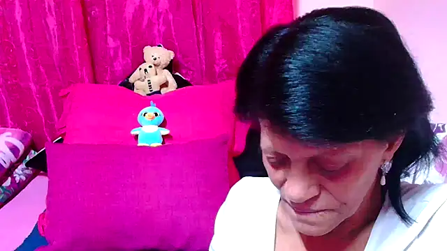 SLUTTYROXY online show from November 28, 2025, 7:27 pm