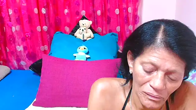 SLUTTYROXY online show from February 13, 2026, 7:48 am