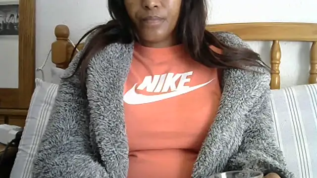 blackslut4u online show from May 30, 2026, 10:34 am