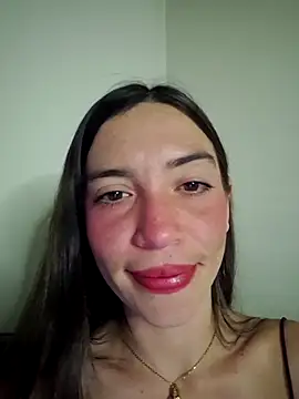 loveuu-bae online show from November 4, 2025, 11:15 pm