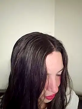 Snapshot of loveuu-bae chatting on February 25, 2026, 2:32 am loveuu-bae online show from February 25, 2026, 2:32 am