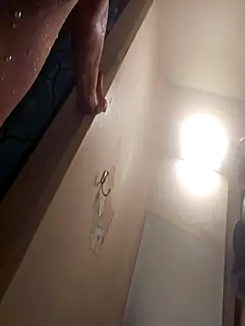 Snapshot of UncutHammer69 chatting on November 3, 2025, 8:48 am UncutHammer69 online show from November 3, 2025, 8:48 am