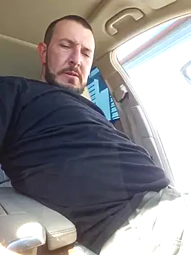 Snapshot of UncutHammer69 chatting on March 1, 2026, 7:38 pm UncutHammer69 online show from March 1, 2026, 7:38 pm