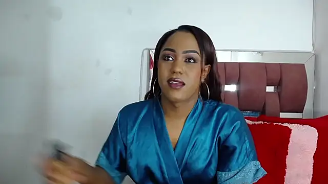 LoraineBigCockTs online show from September 16, 2025, 12:17 pm