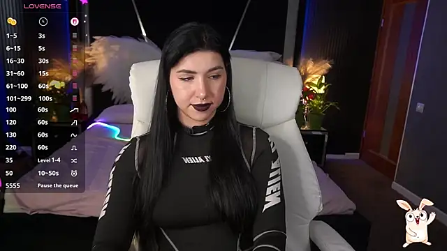 EmilyCandyy online show from May 26, 2026, 7:15 am