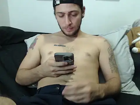 stevensanchez99 online show from May 12, 2026, 4:59 pm