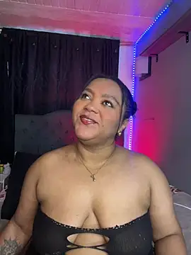 yanza2002 online show from February 19, 2026, 11:01 pm