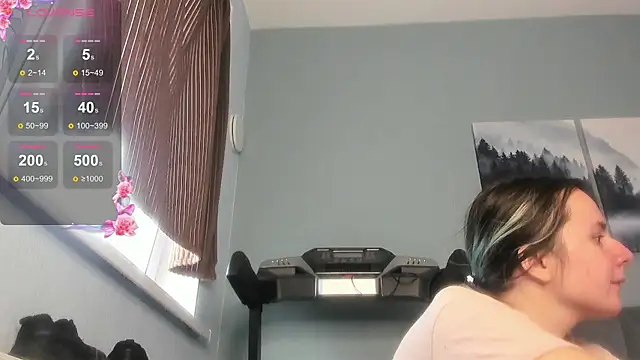 MilaniaCute online show from October 16, 2025, 9:21 am