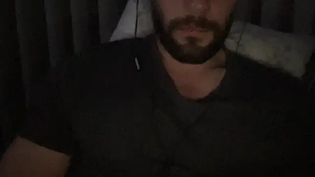 Pmendes19998 online show from November 8, 2025, 2:34 am