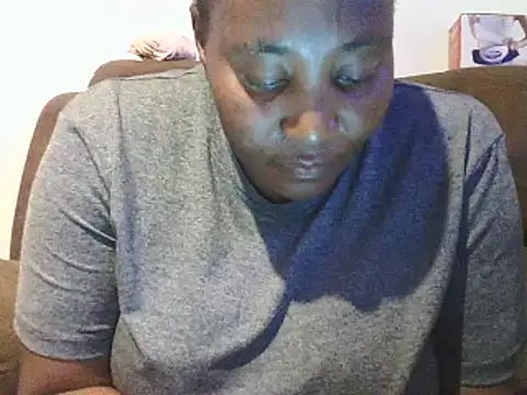 Snapshot of ebonytitts4u chatting on December 26, 2024, 5:19 pm ebonytitts4u online show from December 26, 2024, 5:19 pm