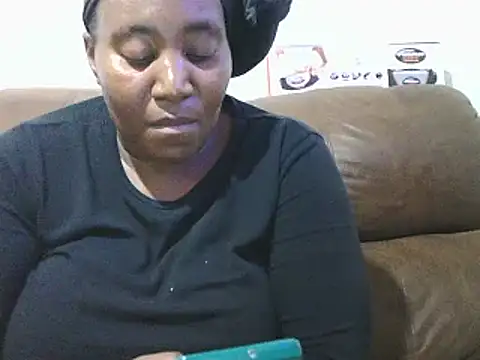 Snapshot of ebonytitts4u chatting on September 14, 2025, 6:29 pm ebonytitts4u online show from September 14, 2025, 6:29 pm