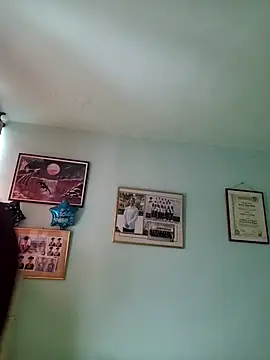 morenito420 online show from October 8, 2025, 7:11 pm