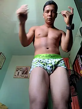 morenito420 online show from April 1, 2026, 5:21 pm