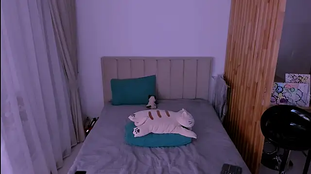 sabrinamacmarren online show from February 26, 2026, 7:24 pm