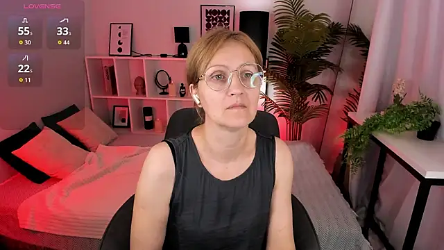 Paris Cherry online show from March 1, 2026, 1:13 pm