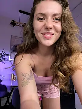 Snapshot of MariiD chatting on January 12, 2025, 4:29 pm MariiD online show from January 12, 2025, 4:29 pm