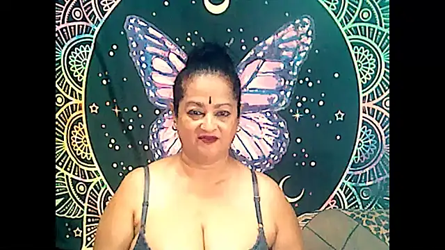 Snapshot of matureindian chatting on January 26, 2025, 5:23 pm matureindian online show from January 26, 2025, 5:23 pm