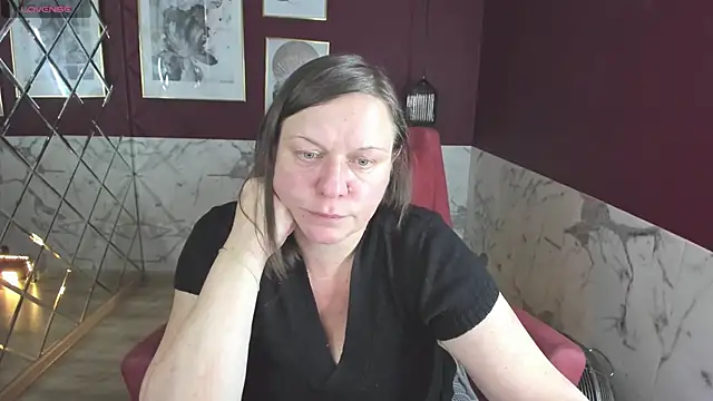 KellyPerfection online show from November 7, 2025, 6:46 am