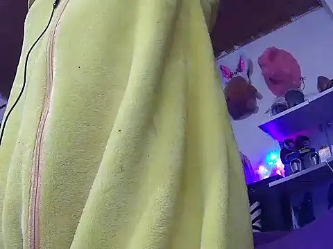 pamelasophia19 online show from December 15, 2024, 4:40 am