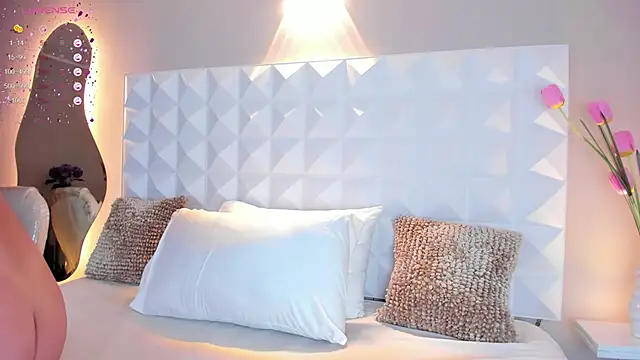 myax evans online show from March 15, 2025, 11:40 am