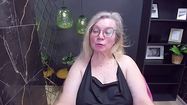 Snapshot of NataliMellow chatting on December 9, 2024, 7:29 pm NataliMellow online show from December 9, 2024, 7:29 pm