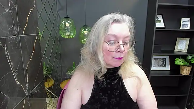 Snapshot of NataliMellow chatting on January 20, 2025, 1:11 pm NataliMellow online show from January 20, 2025, 1:11 pm