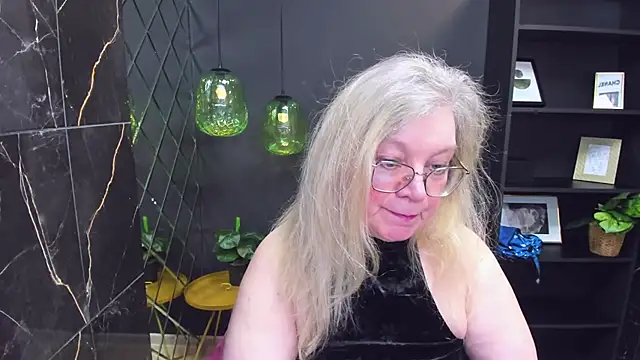 Snapshot of NataliMellow chatting on January 28, 2025, 7:32 pm NataliMellow online show from January 28, 2025, 7:32 pm