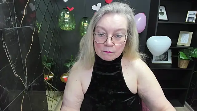 Snapshot of NataliMellow chatting on February 16, 2025, 1:05 pm NataliMellow online show from February 16, 2025, 1:05 pm