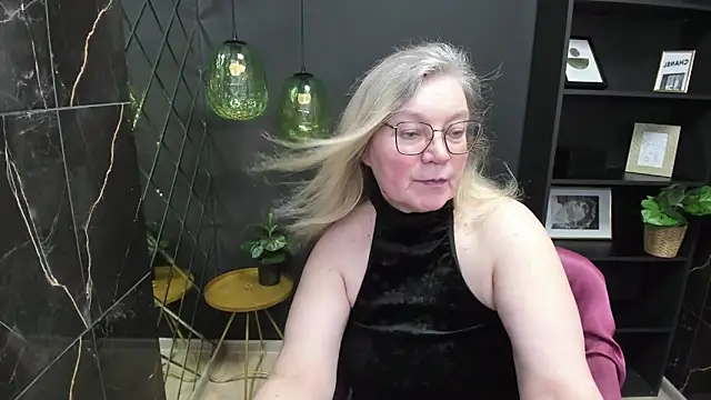 Snapshot of NataliMellow chatting on February 19, 2025, 7:27 pm NataliMellow online show from February 19, 2025, 7:27 pm