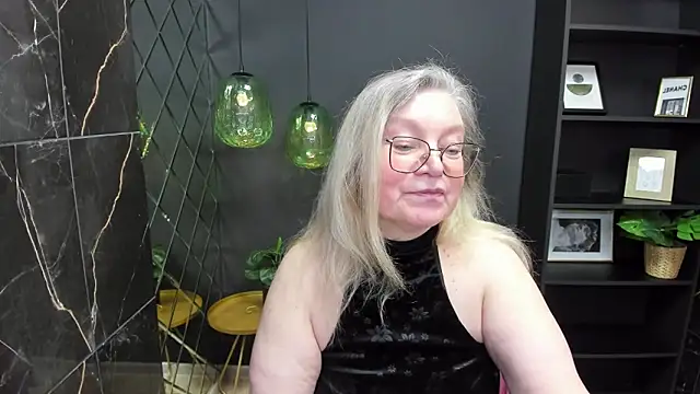 Snapshot of NataliMellow chatting on March 3, 2025, 3:53 pm NataliMellow online show from March 3, 2025, 3:53 pm
